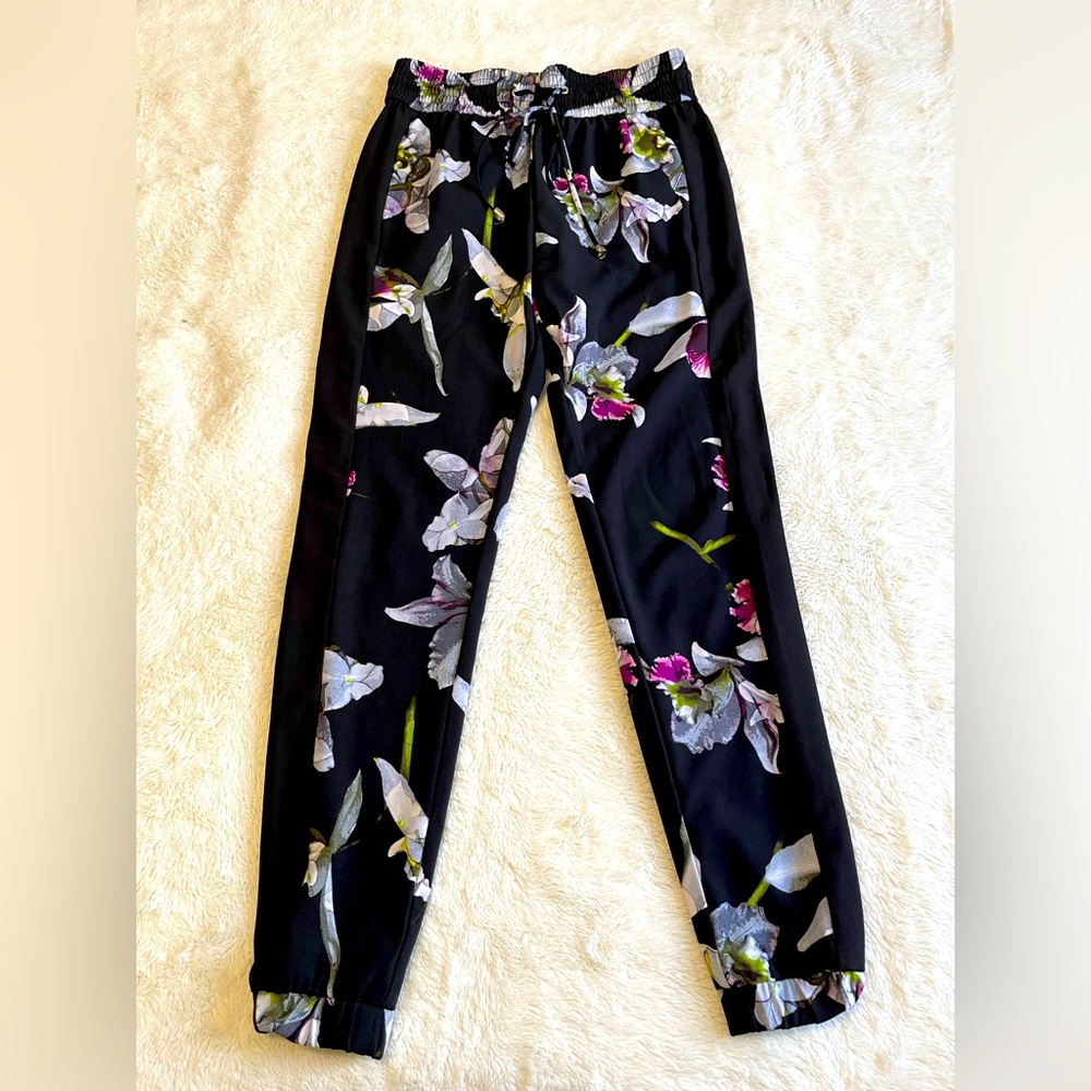 New York & Company Floral Dress Pants